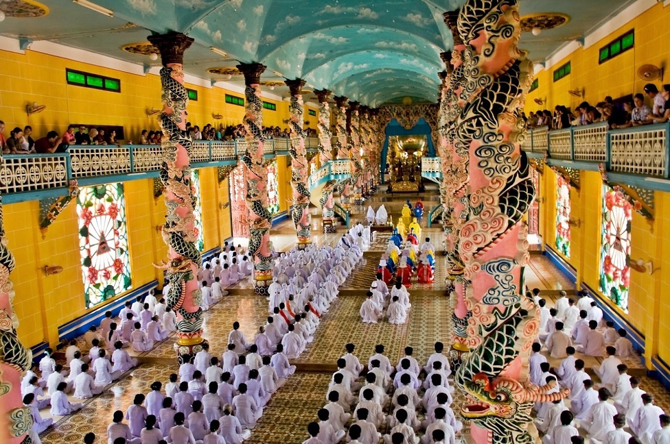 Cao Dai Temple Highlights image