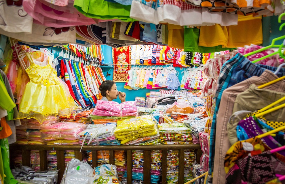 Cholon Shopping image