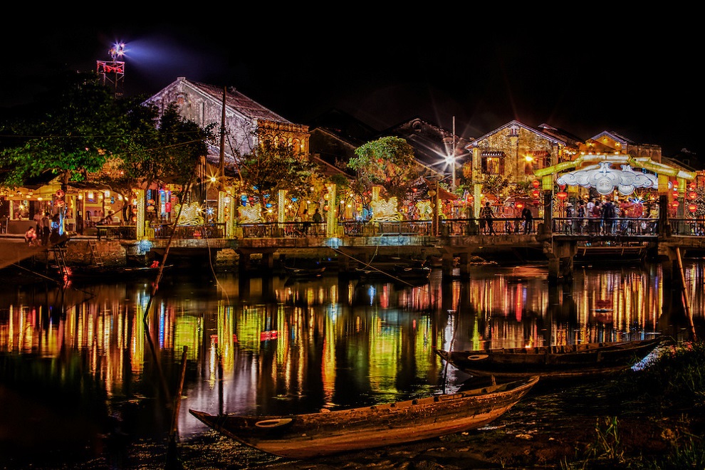 Hoi An Riverside Nightlife image