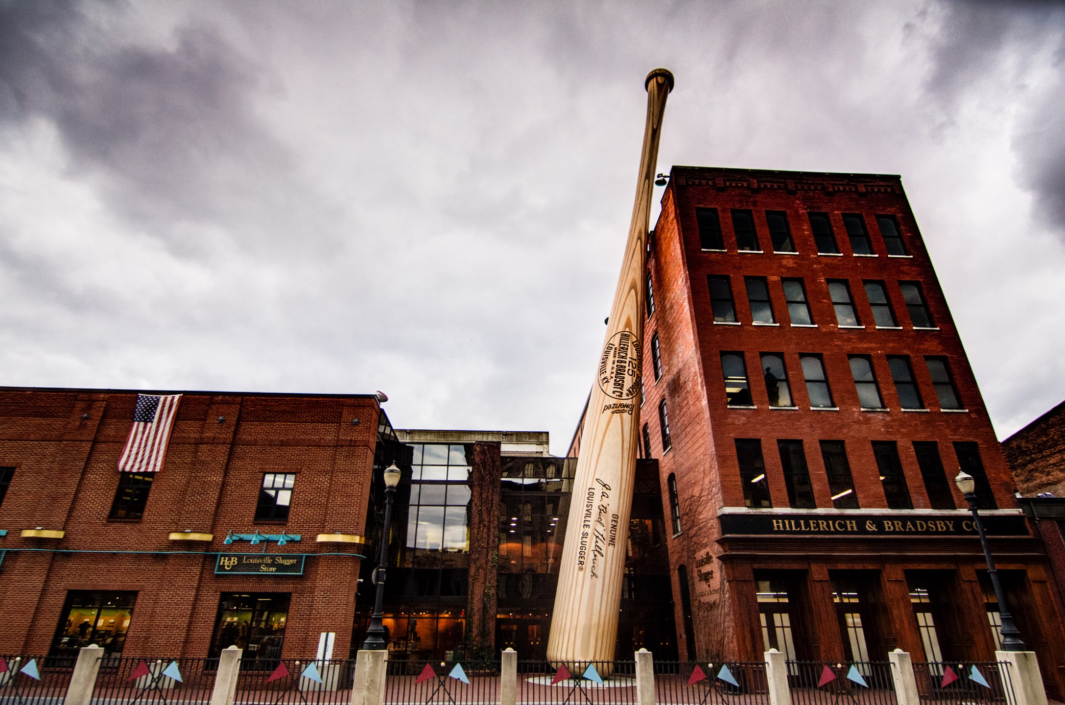 Louisville Slugger Factory image