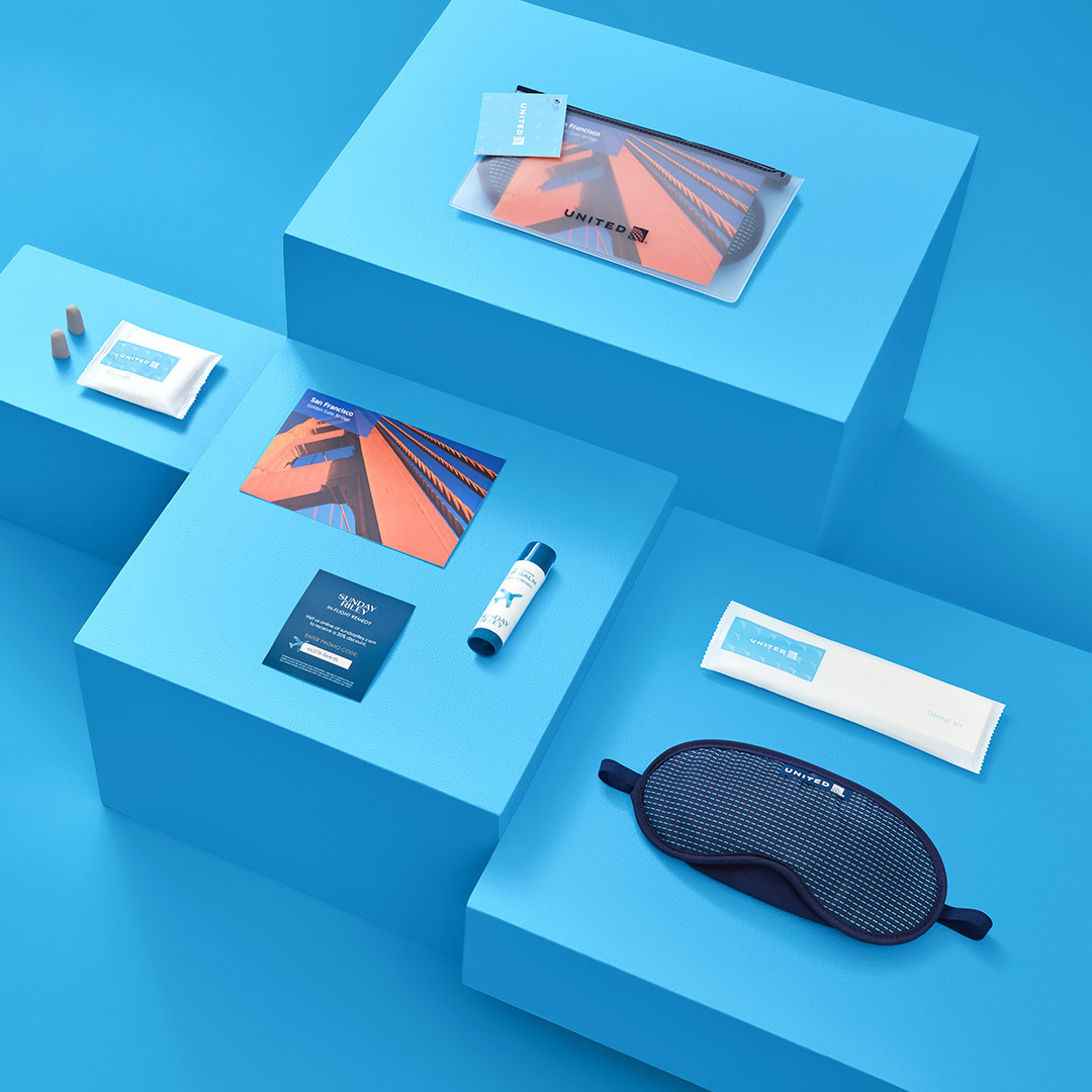 Transcontinental Amenity Kit