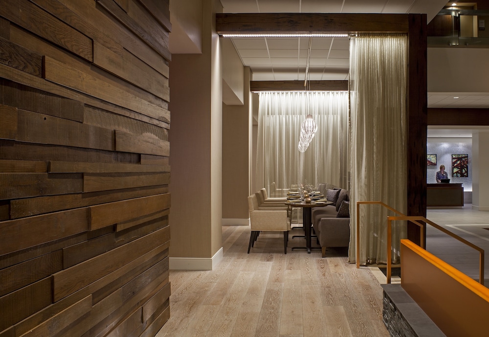 Hotel Lounge